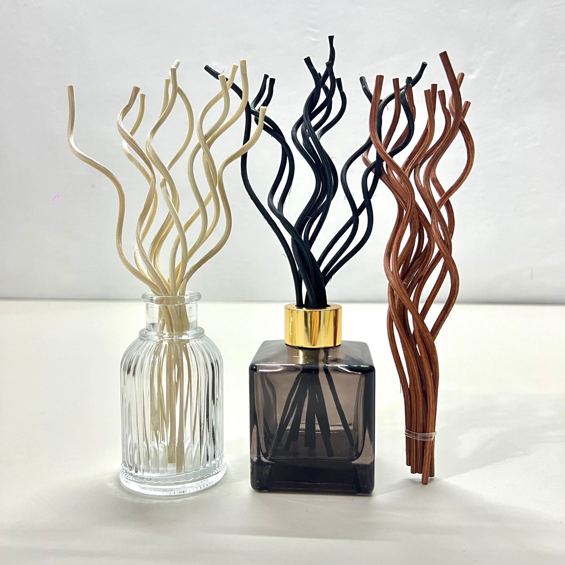 20 قطعة من أعواد الروطان الطوي - مراجعة Home Fragrance Logo وسعره